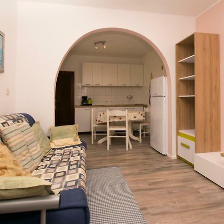 One Bedroom Apartment Near The Kamenjak Park In Prematura Premantura Zewnętrze zdjęcie